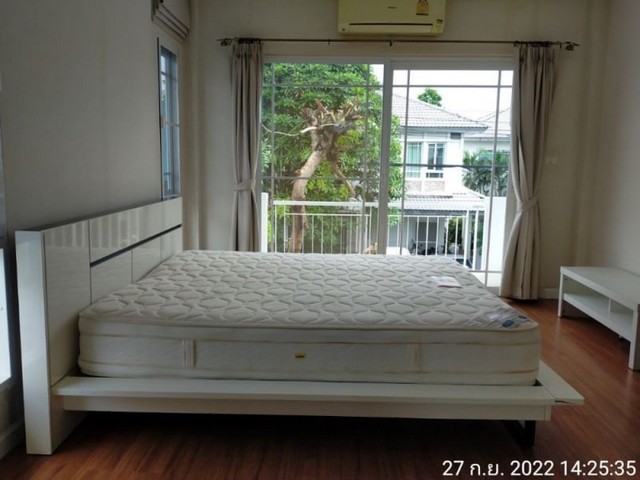 ให้เช่าบ้านเดี่ยว หลังใหญ่ โครงการคุณภาพปลอดภัย หมู่บ้านมัณฑนา พระราม 9-ศรีนครินทร์ ใกล้โครงการรถไฟฟ้า ศรีนคินทร์