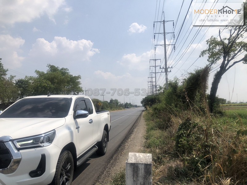 ขายที่ดิน 176-3-80.9 ไร่ ถนนชัยภูมิ สีคิ้ว กม.16 สีคิ้ว ตำบลหนองบัวน้อย อ.สีคิ้ว นครราชสีมา