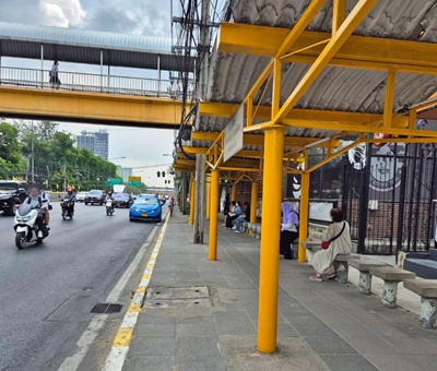 เซ้งถูก ร้านน้ำผลไม้ปั่น บางเขน ตรงข้าม ม.เกษตรศาสตร์  ในโครงการ Home Village Kaset  มีหอพักนักศึกษา