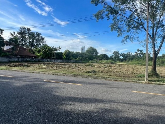 ที่ดิน ศรีราชา บางพระ ปัญญารีสอร์ท แปลงสวย ราคาสุดคุ้ม ชลบุรี FSP-L063