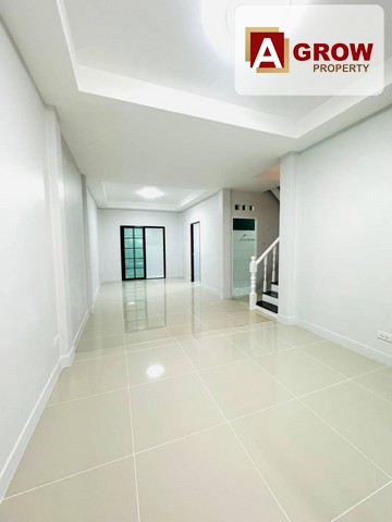 ม. ศิลปการพาร์ค5 บ้านรีโนเวทใหม่พร้อมเข้าอยู่