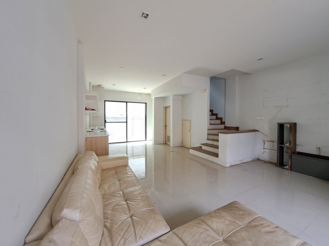 ขายทาวน์เฮ้าส์โครงการ อีโค สเปซ เกษตร-นวมินทร์ บึงกุ่ม จังหวัดกรุงเทพมหานคร AI 0142