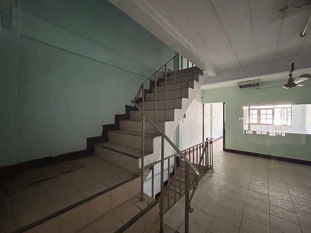 ขายอาคารพาณิชย์โครงการ เรืองทอง ราษฎร์บูรณะ กรุงเทพมหานคร  AV 0194