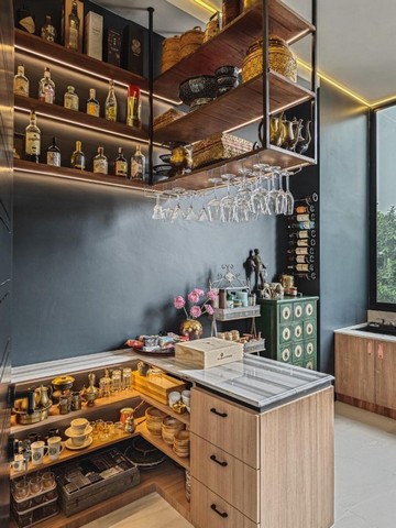 ขายบ้าน 3 ชั้น สร้างใหม่สไตล์ Modern High Ceiling 4 เมตร เพิ่มความโปร่งสบาย ย่านถนนพระราม3 สาธุประดิษฐ์