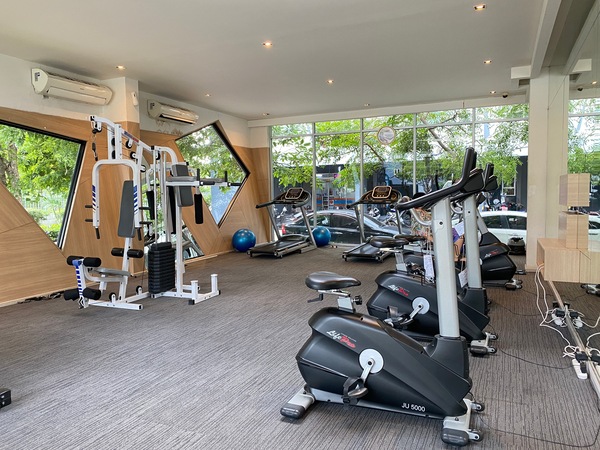 พลัมคอนโด เอ็กซ์ตร้า พระราม 2 Plum Condo Extra Rama 2