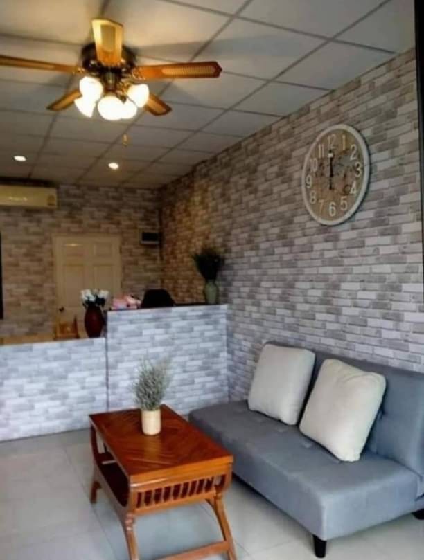 โซนช้างคลาน ให้เช่า 50,000 บาท พร้อมธุรกิจ โฮสเทล 14 ห้อง 3 ชั้น วิวเมือง พร้อมใบอนุญาต