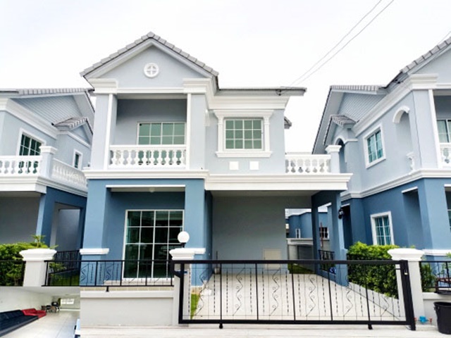 วัดศรีวารีน้อย 3นอน 2น้ำ 2จอดรถ 2แอร์ จุดขึ้น-ลงบางนา-ตราด กม.18 สุวรรณภูมิ ให้เข่าทาวน์เฮาส์ 2 ชั้น เฟอร์บางส่วน 19ตรว. 120ตรม.