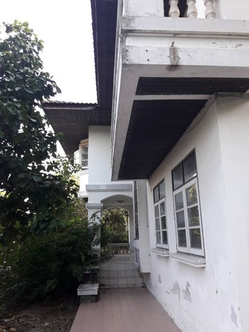 ขายบ้านติดคลองบรรยากาศดี พร้อมที่ดิน แขวงทุ่งครุ เขตทุ่งครุ กรุงเทพ