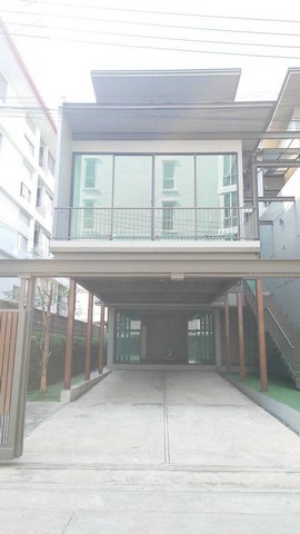 ให้เช่าโฮมออฟฟิศซอยสหการประมูล เนื้อที่ 69ตรว.พื้นที่ใช้สอย  510 ตารางเมตร 4ชั้น ย่านเลียบด่วน ประดิษฐ์มนูธรรม รัชดา-พระราม9 ประชาอุทิศ 