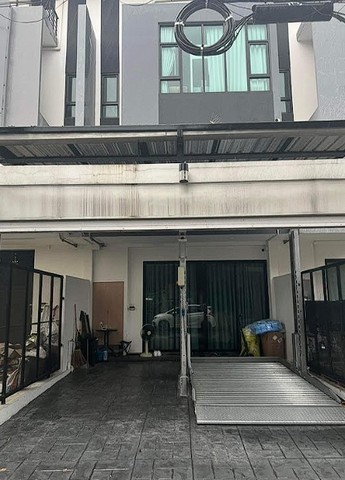 POR3917 ขายทาวน์โฮม 3 ชั้น Neo Space  นีโอ สเปซ สุคนธสวัสดิ์ 3  โชคชัย 4 ถนนลาดพร้าววังหิน ใกล้รร.สตรีวิทยา