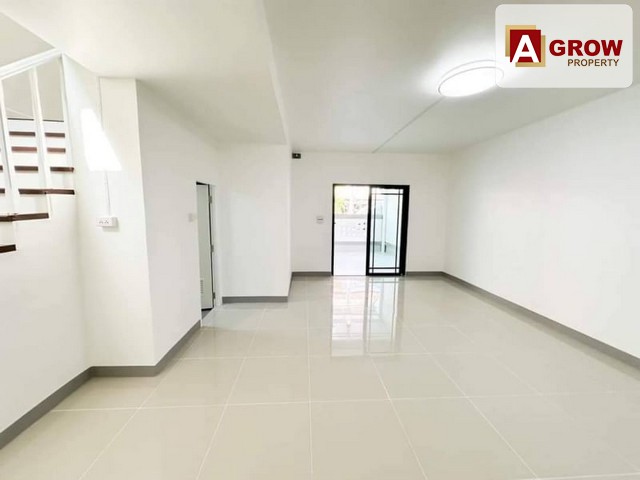 ม.พฤกษา 10 ถนนบางกรวย-ไทรน้อย รีโนเวทใหม่พร้อมอยู่