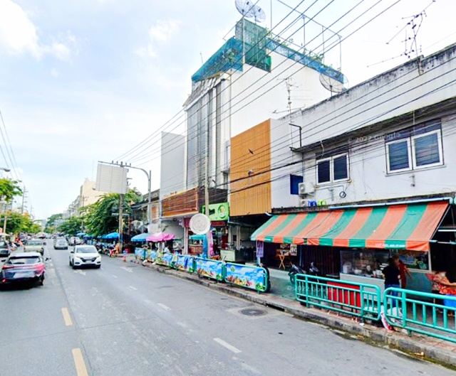 เซนต์แอนดรูว์ บริติช ตลาดราชวัตร 16 ตรว. ให้เช่า อาคารพาณิชย์ 3.5ชั้น  ศรีย่าน  3นอน  