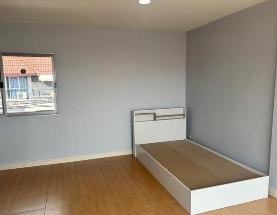 ให้เช่าทาวน์โฮม 4 ชั้น สินธานี รัชาดา ซอยลาดพร้าว 80 ใกล้MRT