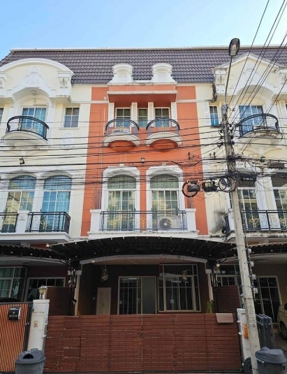   ให้เช่าทาวน์โฮม The Metro Perfect Masterpiece พระราม9 ซอยพัฒนาการ61