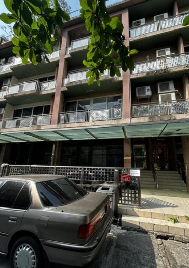 ให้เช่าโฮมออฟฟิศ 4 ชั้น พระราม 9 หลังห้างเซนทรัล ใกล้ฟอร์จูน รถไฟฟ้า MRT