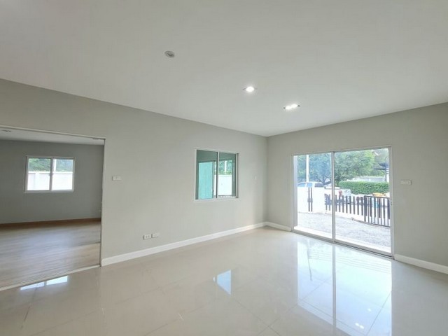 บ้านสภาพใหม่ หลังใหญ่ หัวมุม กาญจน์กนก20 รวมโชค สันทราย