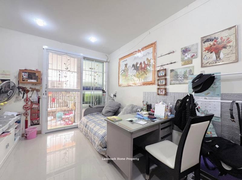 LM24-0053 ขายทาวน์โฮม 2 ชั้น โกลเด้นทาวน์ 2 ปิ่นเกล้า - จรัญสนิทวงศ์ พื้นที่ 18.5 ตรว 4นอน 2น้ำ ใกล้จุดขึ้นลงทางด่วน