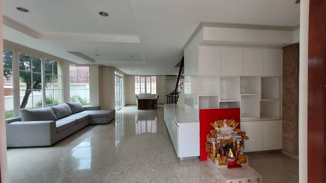 ขายบ้านเดี่ยว 2 ชั้น 121 ตรว 5 ห้องนอน แกรนด์ โมนาโค บางนา-วงแหวน กม.8 เป็นบ้านตัวอย่าง ตกแต่ง สไตส์ Modern luxury หรูหรา ตรงข้าม เมกะบางนา