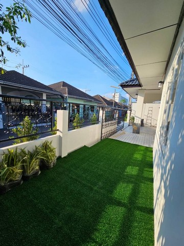 ขายบ้านเดี่ยว พัทยา บ้านเดี่ยว 43 ตารางวา ซอยเนินพลับหวาน รีโนเวทใหม่ทั้งหลัง