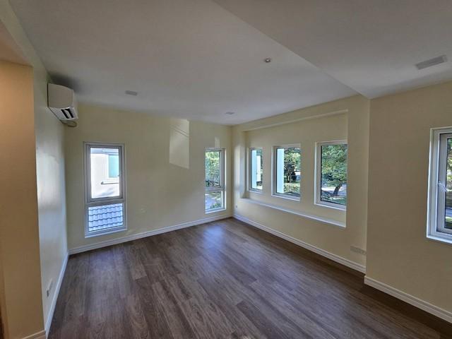 ขายบ้านเดี่ยว 2 ชั้น โครงการมัณฑนา บางนา กม.13 ขนาด 70 ตารางวา 200 ตารางเมตร 3 ห้องนอน 3 ห้องน้ำ บ้านด้านหน้าโครงการ