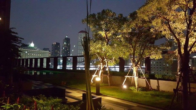 ขาย หรือ เช่า คอนโด โนเบิล รีมิกซ์ 2 ห้องหัวมุม สองชั้น ขนาด 2 ห้องนอน 1 ห้องอเนกประสงค์(ใช้เป็น ห้องนอน 3 ได้)