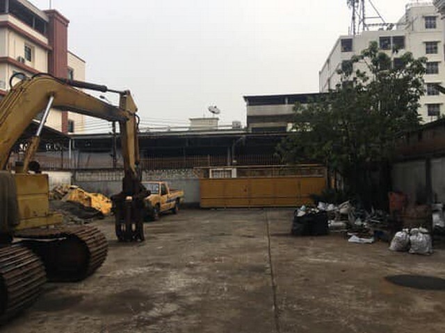 ให้เช่าที่ดินเปล่า 100 ตารางวา ใกล้รถไฟฟ้า 3 สาย  วิภาวดี 64