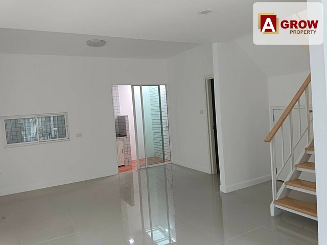 ม.เดอะ วิลเลจ บางนา (THE Village) กม.10  บ้านรีโนเวทใหม่พร้อมเข้าอยู่