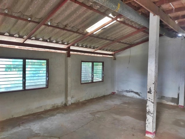 ขาย บ้านพักอาศัยครึ่งตึกครึ่งไม้ 2 ชั้น ต.ศรีโคตร อ.จตุรพักตรพิมาน จ.ร้อยเอ็ด  PAP8-0387