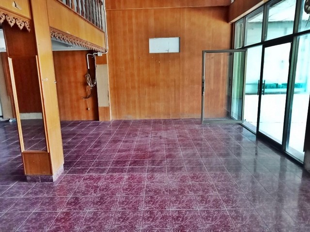 ขายอาคารพาณิชย์     เมืองลพบุรี  ลพบุรี (PAP-2-0095)