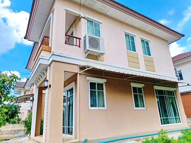 พระราม 9 วงแหวน พัฒนาชนบท 2-4 พาซิโอ ลาดกระบัง ให้เช่าบ้านเดี่ยว 4นอน 2 ชั้น 60ตรว. 240ตรม. ใหญ่มาก 4แอร์ สนามบินสุวรรณภูมิ ร่มเกล้า