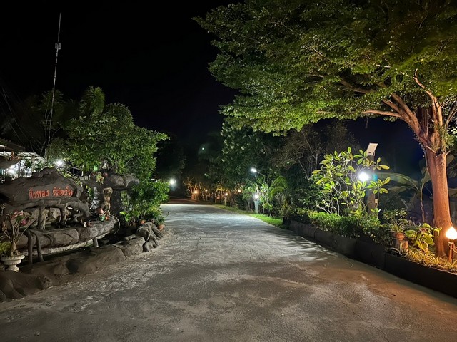 ขายรีสอร์ททำเลทอง ใกล้ตัวเมือง จังหวัดยโสธร เนื้อที่กว่า 5 ไร่