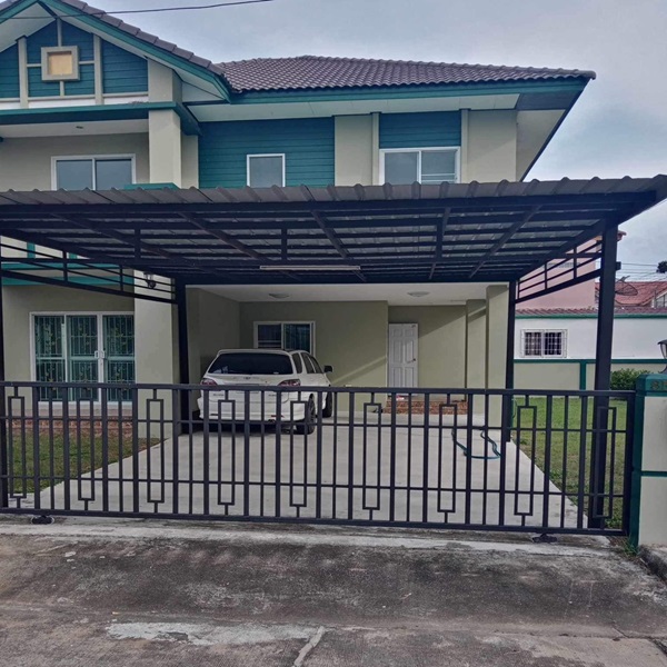 ขายบ้านเดี่ยว 2ชั้นเนื้อที่ 93.1 ตร.ว.พื้นที่ใช้สอย 210 ตร.ม 3นอน 3น้ำ จอดรถได้ 4 คัน ถนนลำลูกคลองแปด ราคาขาย 3.89 ล้านบาท