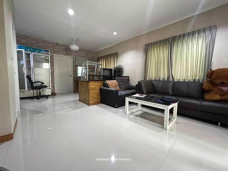 LM24-0055 ขายทาวน์เฮ้าส์ 2 ชั้น สินทรัพย์3 ลำลูกกาคลอง4 หลังริมติดสวน มีที่ด้านข้าง เนื้อที่ 21.9 ตรว