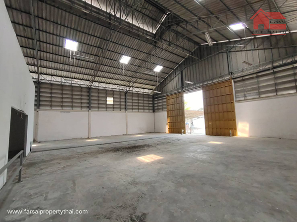 ขายอาคารโกดัง/คลังสินค้า เนื้อที่ดิน 1-0-0.2 ไร่ พื้นที่ 500 ตร.ม ออฟฟิศ น้ำ ไฟฟ้า ถนน พัฒนาการ -มอเตอร์เวย์พระราม 9 ราคาขาย 68 ล้านบาท