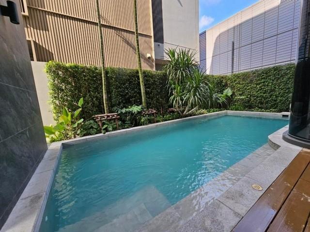 รหัสทรัพย์ R2987 ให้เช่า บ้านเดี่ยว 3 ชั้น โครงการ บูก้าน พระราม9-เหม่งจ๋าย​ พร้อมลิฟท์และสระว่ายน้ำส่วนตัว