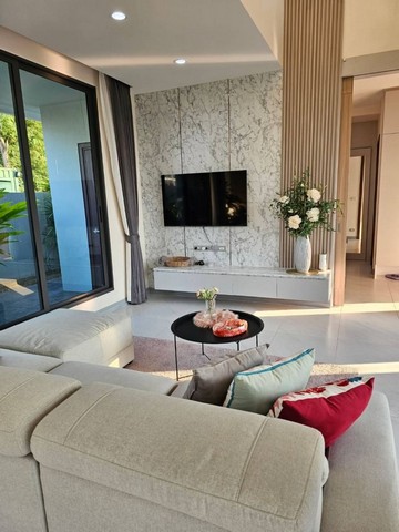 ขายพูลวิลล่าสุดหรู สร้างใหม่ พร้อมอยู่ ห้วยใหญ่ พัทยา พร้อม เฟอร์นิเจอร์ ใหม่ทั้งหลัง