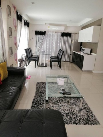 ขายทาวน์โฮม 2 ชั้น กลางเมืองพิษณุโลก หลังบขส.แห่งที่ 1 ของแถมเพียบ