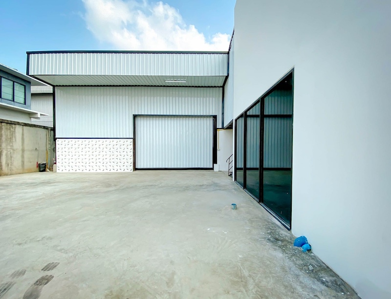 BST606 ให้เช่าออฟฟิศ+โกดัง(สร้างใหม่) พื้นที่รวม 600 ตรม. ใกล้กรุงเทพกรีฑาตัดใหม่