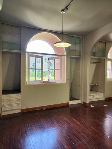 ให้เช่าโฮมออฟฟิศ 3 ชั้น หลังมุม สาทรซอย 7 ใกล้ BTS ช่องนนทรี