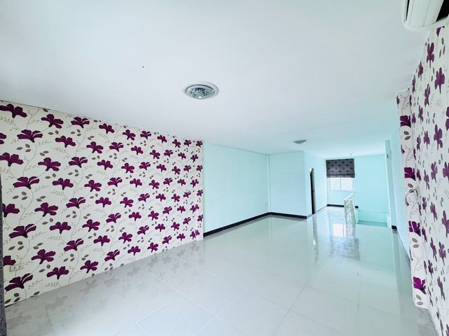 ขายอาคารพาณิชย์ ร่มทิพย์วิลเลจ ต.บางชัน อ.คลองสามวา จ.กรุงเทพมหานคร  PSC00773