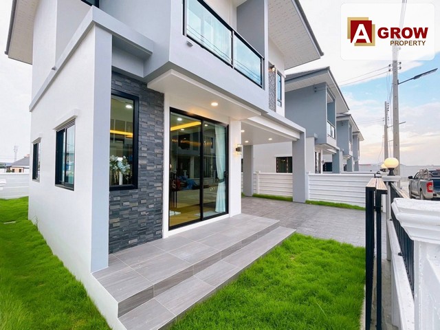 ม.โอลิเวียร์เฮ้าส์ บางวัว โครงการบ้านเดี่ยวสร้างใหม่พร้อมอยู่ เพียง 8 ยูนิตเท่านั้น ทำเลดี ตอบทุกโจทย์ของคนอยากมีบ้าน