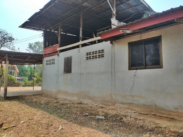 ขาย บ้านพักอาศัยครึ่งตึกครึ่งไม้ 2 ชั้น ต.บ้านเขือง อ.เชียงขวัญ จ.ร้อยเอ็ด   PAP3-0630