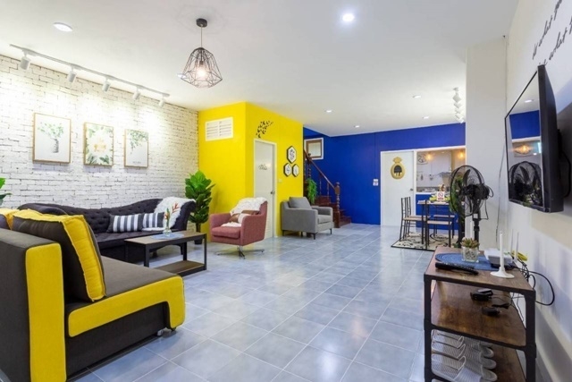 เฟอร์ครบ MRT ไทรม้า 23ตรว.ให้เช่าบ้าน 2ชั้น 3นอน  ออฟฟิศ 155ตรว. ทำเลดี ตลาดสดท่าอิฐ  2น้ำ 3จอดรถ 4แอร์ เซ็นทรัล รัตนาธิเบศร์