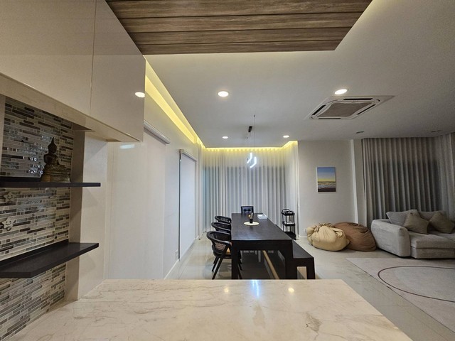 [B941] ให้เช่า 75k บ้านเดี่ยว บางกอก บูเลอวาร์ด พระราม 9 - ศรีนครินทร์ กรุงเทพกรีฑา 17  เขตสะพานสูง ใกล้ รร.นานาชาติเวลลิงตัน