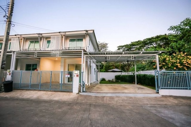 ทาวน์เฮ้าส์ 2 ชั้น พฤกษาวิลล์ ดอนจั่น แปลงท้าย            