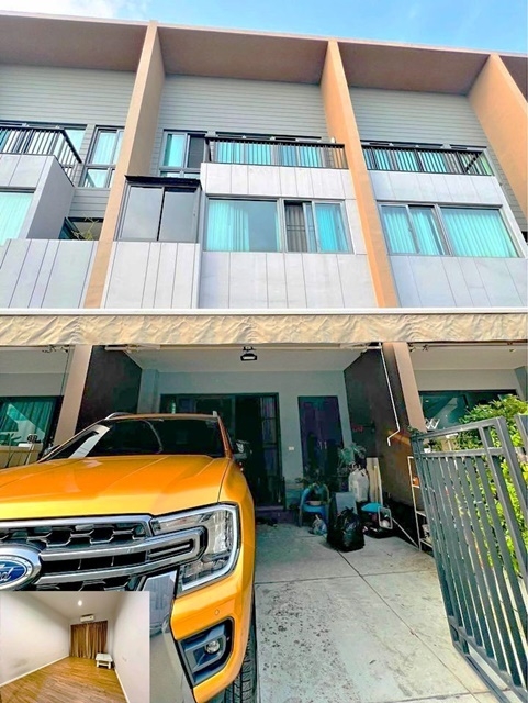 ติดถนน โฮมโปร สุขสวัสดิ์ ติด บิ๊กซี สาทร สุขสวัสดิ์  ขาย-เช่าทาวน์โฮม 3 ชั้น 20ตรว. 185ตรม. เฟอร์บางส่วน 3นอน 3น้ำ 2จอดรถ 4แอร์ 