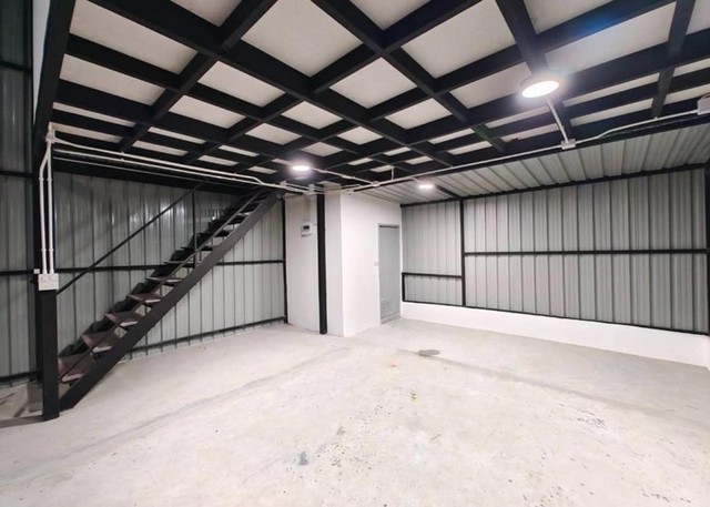 ให้เช่าโกดัง+ออฟฟิศ วิภาวดี 60 บางเขน หลักสี่ พื้นที่ใช้สอย 86ตรม. พร้อม 1 ที่จอดรถ ห้องน้ำในตัว อยู่ในโครงการ พร้อมร้านค้า