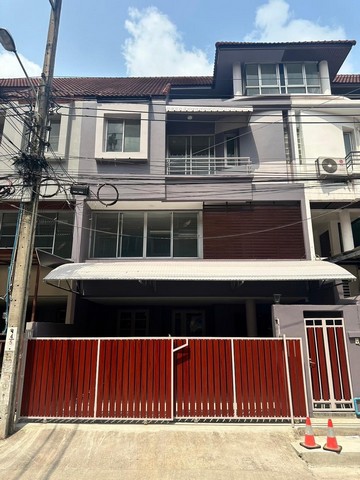 ให้เช่าโฮมออฟฟิตหมู่บ้านสินธานี รัชาดา-ลาดพร้าว ซอยลาดพร้าว 80 ใกล้ MRT ลาดพร้าว 71 (ห่างประมาณ 1km) บ้านรีโนเวทใหม่ พร้อมอยู่