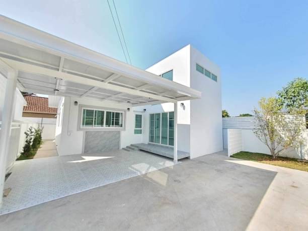 ขายบ้านสร้างใหม่ 2.14 ล้าน เนื้อที่ 46-48 ตรว. โซนหางดง แบบบ้านทรงกล่อง มีเพียง 2 หลังเท่านั้น บ้านสวย ดูสบายตา