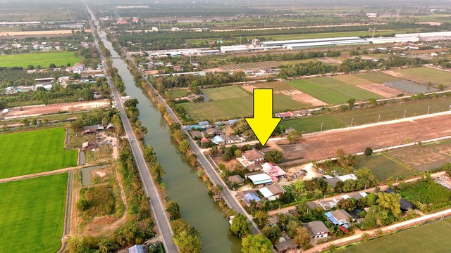ขายที่ดิน คลอง 12 หนองเสือ 5 ไร่ ติดถนน 2 ด้าน  เหมาะปลูกบ้านสวน ทำเกษตรพอเพียง ทำโกดัง